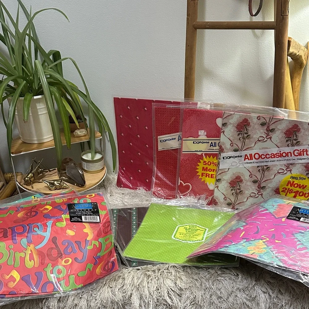 Lot Of 11 Packages Of Various Gift Wrap Wrapping Paper Sheets Vtg Retro 80’s 90s